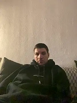 Snapshot of Ricoleckt chatting on February 2025 08:31:01 PM Ricoleckt online show from February 2025 08:31:01 PM