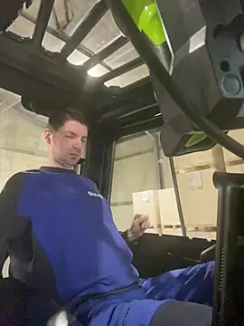 Snapshot of Ricoleckt chatting on March 2025 05:54:02 PM Ricoleckt online show from March 2025 05:54:02 PM