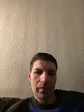 Snapshot of Ricoleckt chatting on March 2025 09:06:02 PM Ricoleckt online show from March 2025 09:06:02 PM