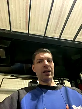 Snapshot of Ricoleckt chatting on September 2025 04:31:02 PM Ricoleckt online show from September 2025 04:31:02 PM