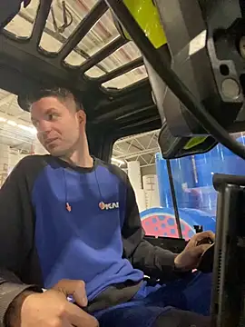 Snapshot of Ricoleckt chatting on September 2025 05:28:01 PM Ricoleckt online show from September 2025 05:28:01 PM