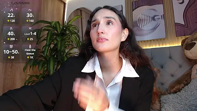 Snapshot of Brinna_se chatting on February 2025 12:05:01 AM Brinna se online show from February 2025 12:05:01 AM