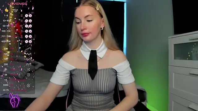 Kimmy powell online show from February 2025 03:02:01 AM