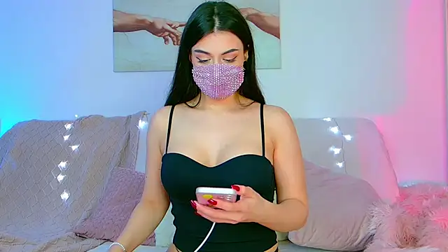 Snapshot of the_sabenna chatting on March 2025 02:22:01 PM the sabenna online show from March 2025 02:22:01 PM