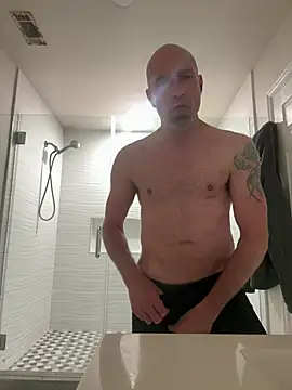 El Gizmo online show from March 2025 10:26:02 AM