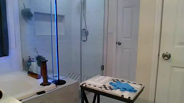 Snapshot of El_Gizmo chatting on March 2026 04:50:01 AM El Gizmo online show from March 2026 04:50:01 AM