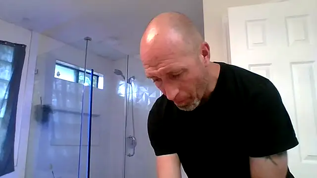 Snapshot of El_Gizmo chatting on April 2026 04:52:01 PM El Gizmo online show from April 2026 04:52:01 PM