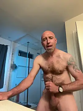 Snapshot of El_Gizmo chatting on April 2026 12:05:02 PM El Gizmo online show from April 2026 12:05:02 PM