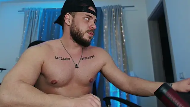 juliusmasters online show from January 2025 02:59:01 AM