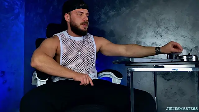 juliusmasters online show from February 2026 09:57:02 PM