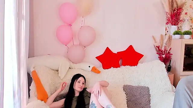 LisaMooore online show from March 2026 06:10:01 AM