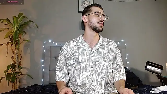 Mr WhiteCock online show from February 2025 12:09:01 AM