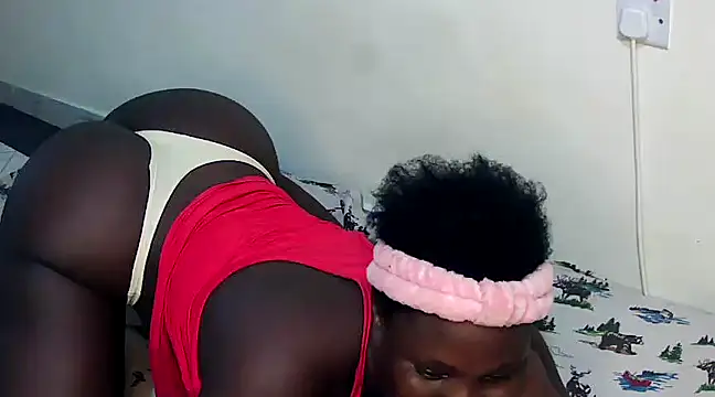 queen lov online show from March 2025 08:10:02 AM