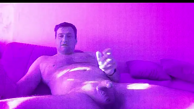 fuguCum online show from October 2025 09:04:02 PM