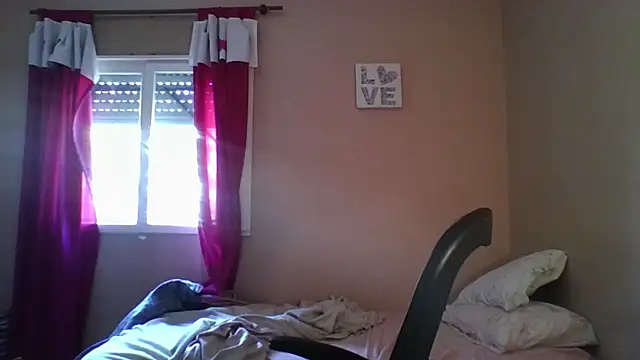 imsohornydacom online show from December 2025 03:32:01 PM