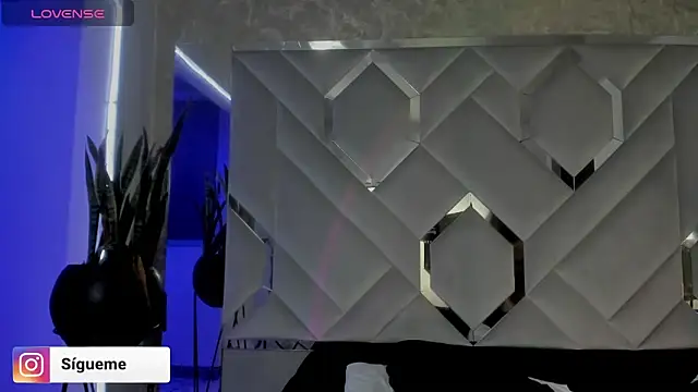 Sara Foxx1 online show from October 2025 01:06:01 AM