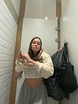 nicole111 online show from November 2025 01:11:02 PM