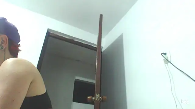 tomboyblue online show from January 2025 02:08:02 AM