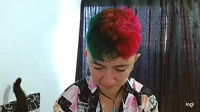 tomboyblue online show from February 2025 03:19:01 PM