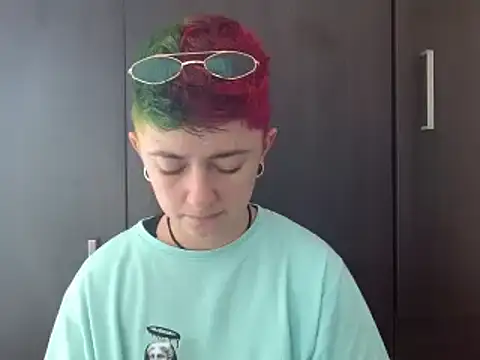 tomboyblue online show from March 2025 06:47:02 PM