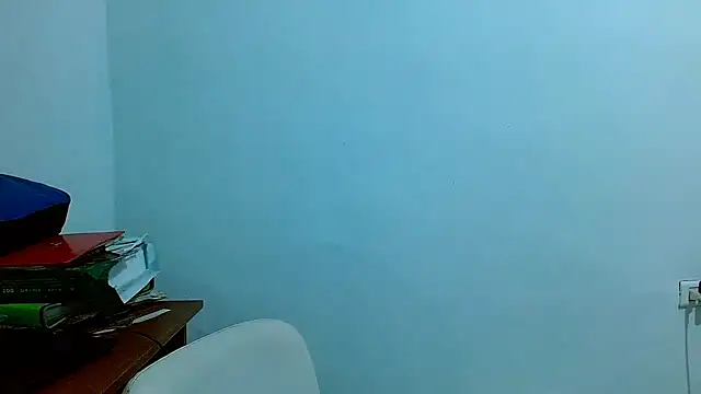 Snapshot of tomboyblue chatting on January 2026 12:24:01 AM tomboyblue online show from January 2026 12:24:01 AM