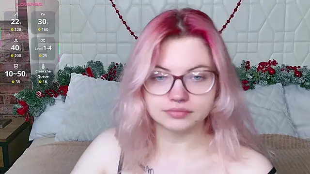 Lisa Adam online show from December 2025 05:18:02 PM