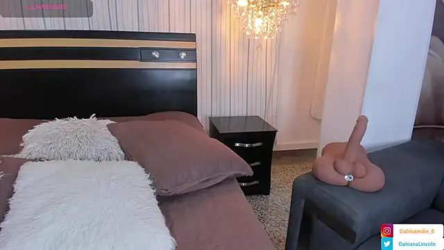 DahianaLincoln online show from January 2025 08:00:01 PM