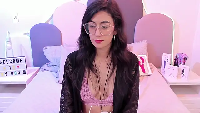 SophieGomez22 online show from January 2025 02:33:02 PM