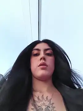 Mazikeen-- online show from November 2025 10:43:02 PM