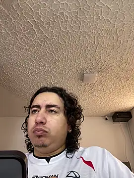 Snapshot of DanielGomez9 chatting on March 2026 02:01:02 PM DanielGomez9 online show from March 2026 02:01:02 PM
