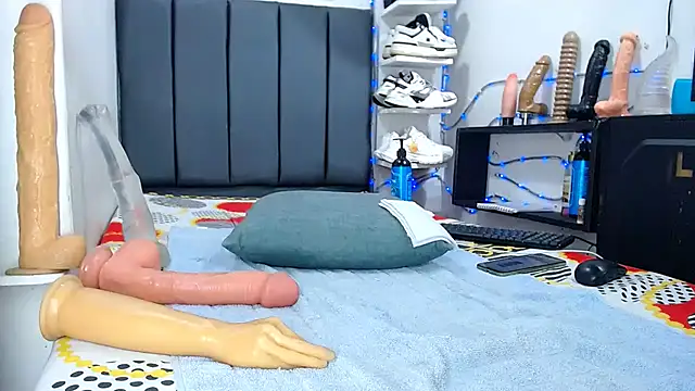 LaGersoon online show from November 2025 09:24:02 PM