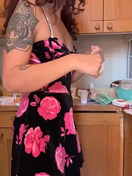 Snapshot of Strawberry_queen91 chatting on October 2025 03:46:02 PM Strawberry queen91 online show from October 2025 03:46:02 PM