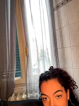 Snapshot of Strawberry_queen91 chatting on November 2025 09:35:01 AM Strawberry queen91 online show from November 2025 09:35:01 AM