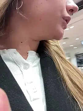 Holy Tereza online show from February 2025 06:15:02 PM