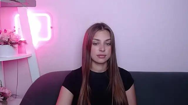Snapshot of MilanaAngelAs chatting on July 2026 04:49:02 AM MilanaAngelAs online show from July 2026 04:49:02 AM