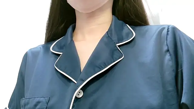  mi tsu ki  online show from March 2025 01:49:02 PM