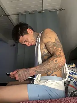 Snapshot of Papinine6 chatting on October 2025 09:54:02 AM Papinine6 online show from October 2025 09:54:02 AM