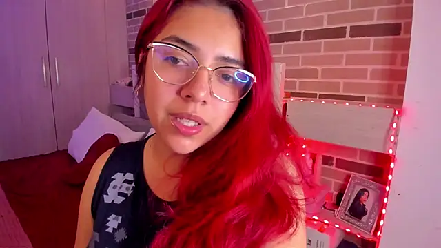 Rousse Collinss online show from December 2024 04:44:02 AM