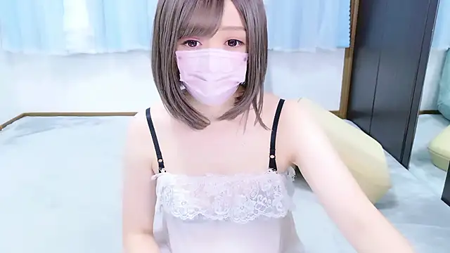 -YU- online show from October 2025 05:22:02 PM