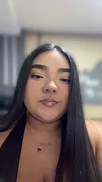 Snapshot of little_lissiee chatting on June 2026 11:13:02 PM little lissiee online show from June 2026 11:13:02 PM