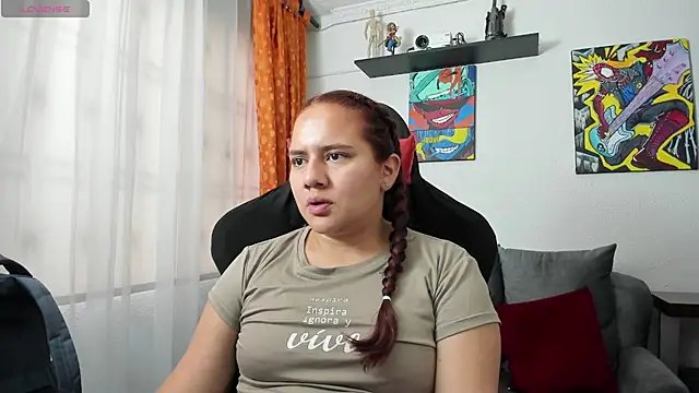 Lexyevans online show from October 2025 09:10:02 PM