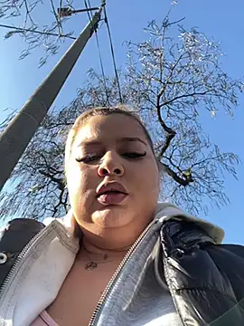 AllysonK online show from January 2025 09:24:01 AM