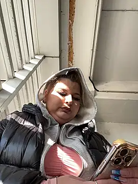 AllysonK online show from January 2025 12:26:01 PM