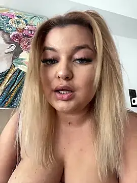 AllysonK online show from January 2025 11:26:02 AM