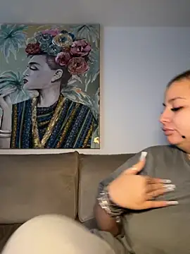 AllysonK online show from November 2025 12:16:02 PM