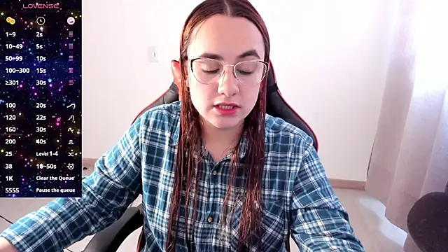 maryluna95 online show from October 2025 06:52:01 PM