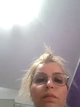 BritneyHudson online show from February 2026 03:57:01 PM