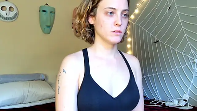 beaubrookeent online show from November 2025 09:50:02 PM