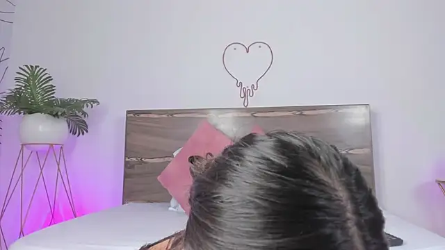 Snapshot of ivette_bocelly chatting on March 2025 10:49:02 PM ivette bocelly online show from March 2025 10:49:02 PM