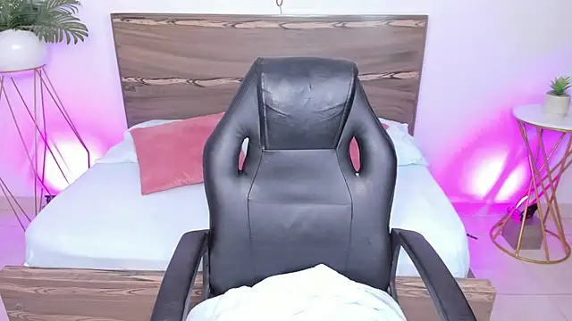 Snapshot of ivette_bocelly chatting on March 2025 07:29:02 PM ivette bocelly online show from March 2025 07:29:02 PM